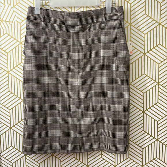 Bar III Dresses & Skirts - Bar III Plaid Pencil Skirt size 2